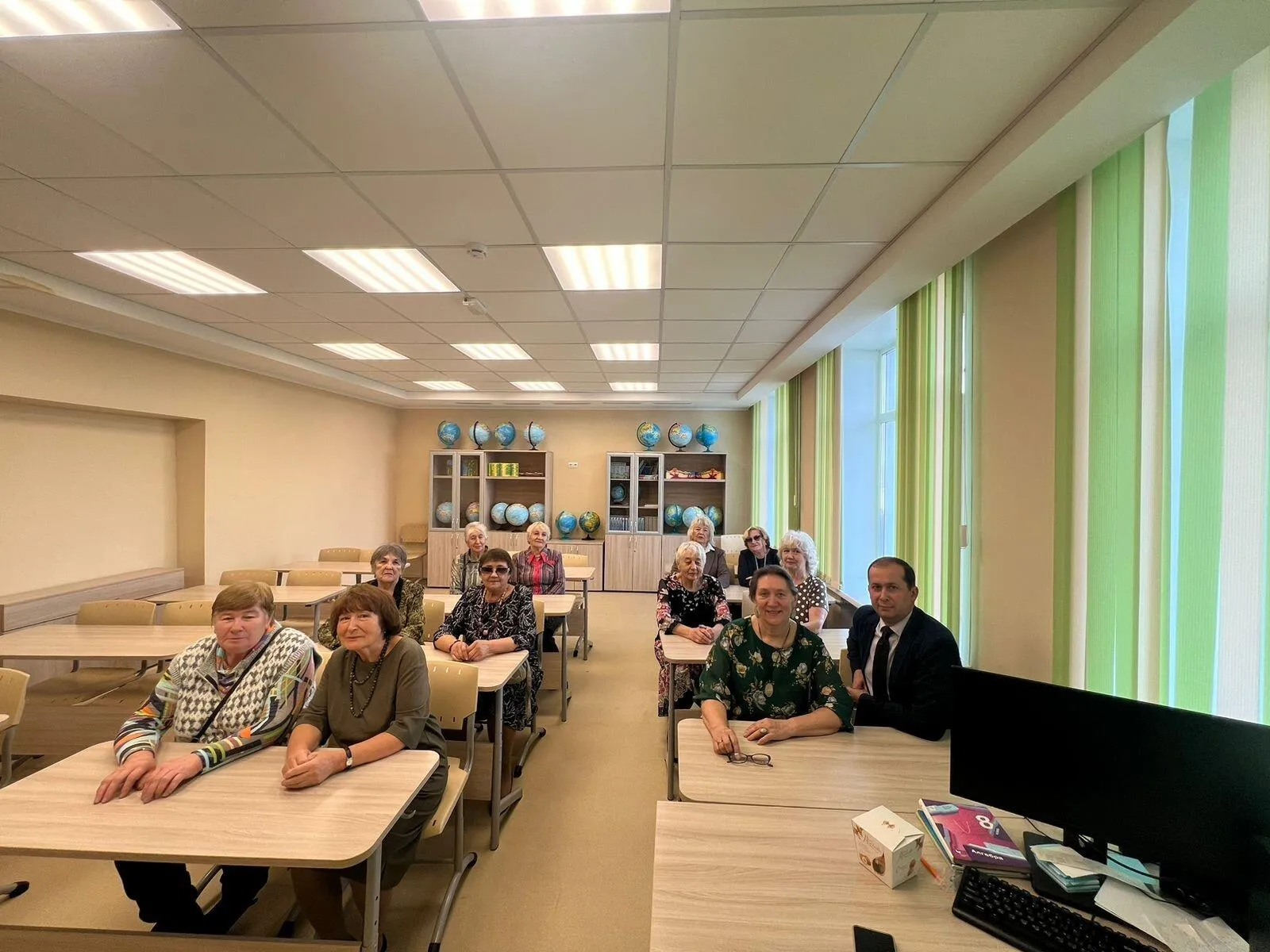 За школьной партой....webp